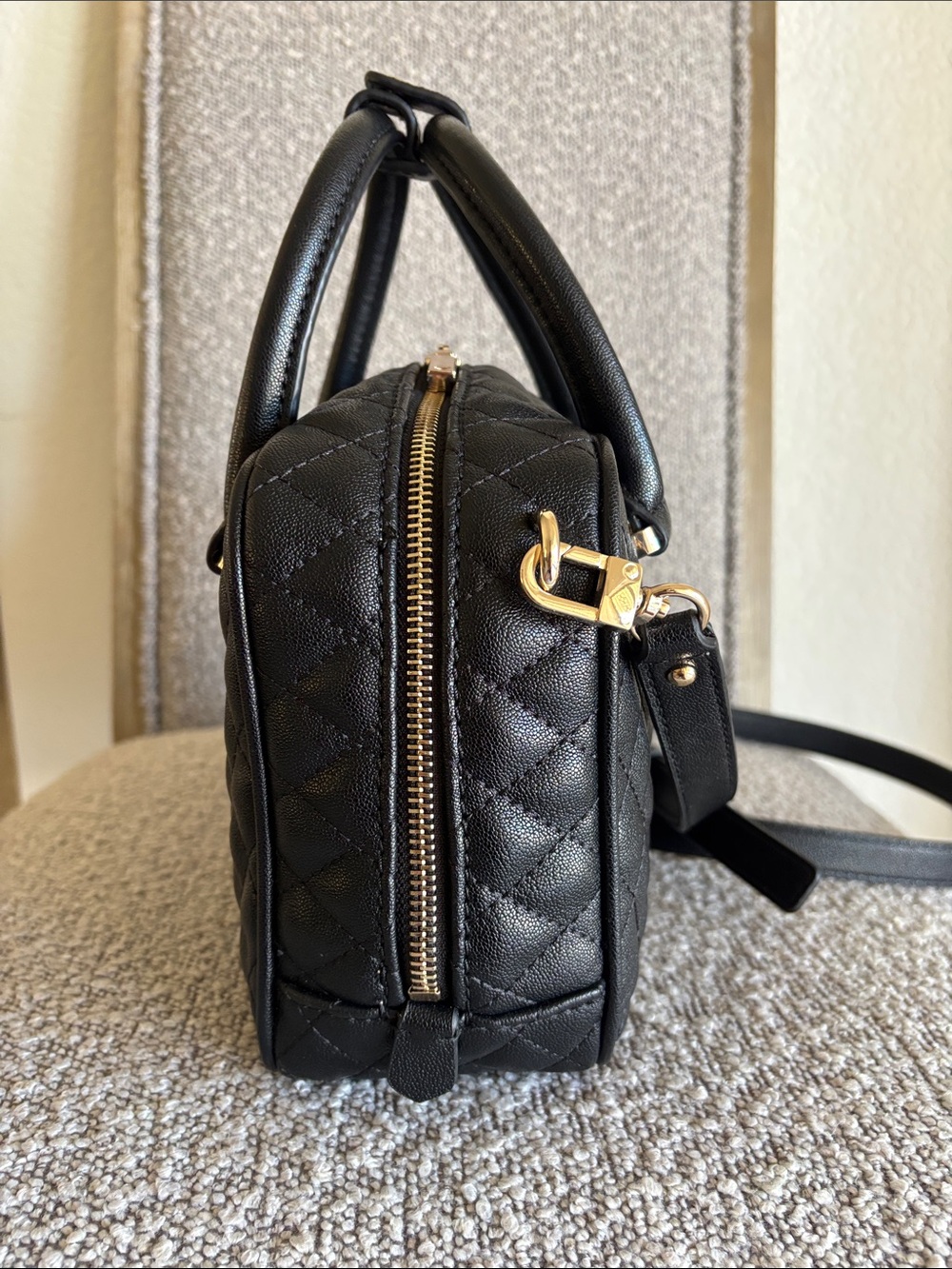 Guess Atabey Quilted Box Satchel Bag w/ Detachable Adjustable Strap New - Picture 10 of 16
